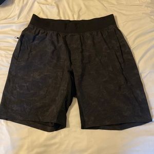 Lululemon Athletic Running Shorts Large Black Gray